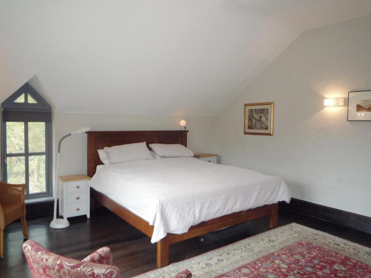 Ballyquirke House By Trident Holiday Homes Moycullen エクステリア 写真