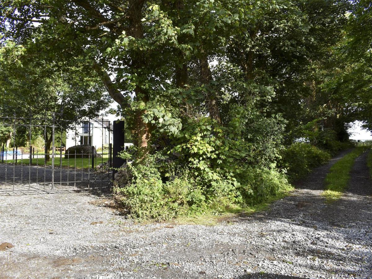 Ballyquirke House By Trident Holiday Homes Moycullen エクステリア 写真
