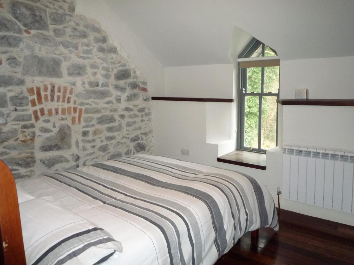 Ballyquirke House By Trident Holiday Homes Moycullen エクステリア 写真